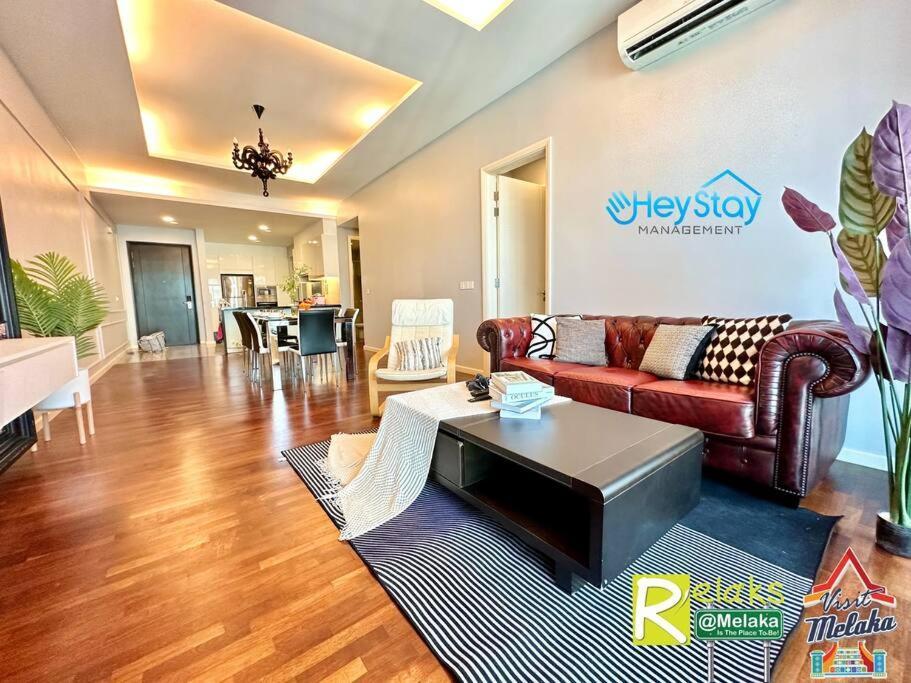 Pangsapuri The Shore Directshopping By Heystay Management *